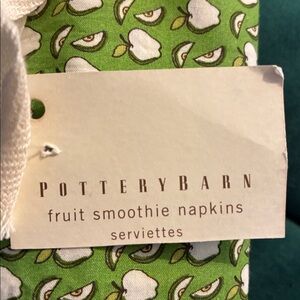 PRICE IS FIRM Pottery Barn Green and White Apple Napkins
